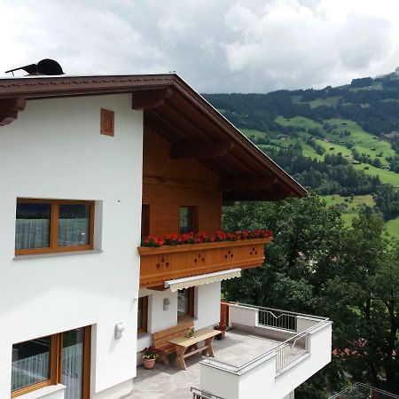 Ferienwohnung Hippach - Monika Sporer エクステリア 写真