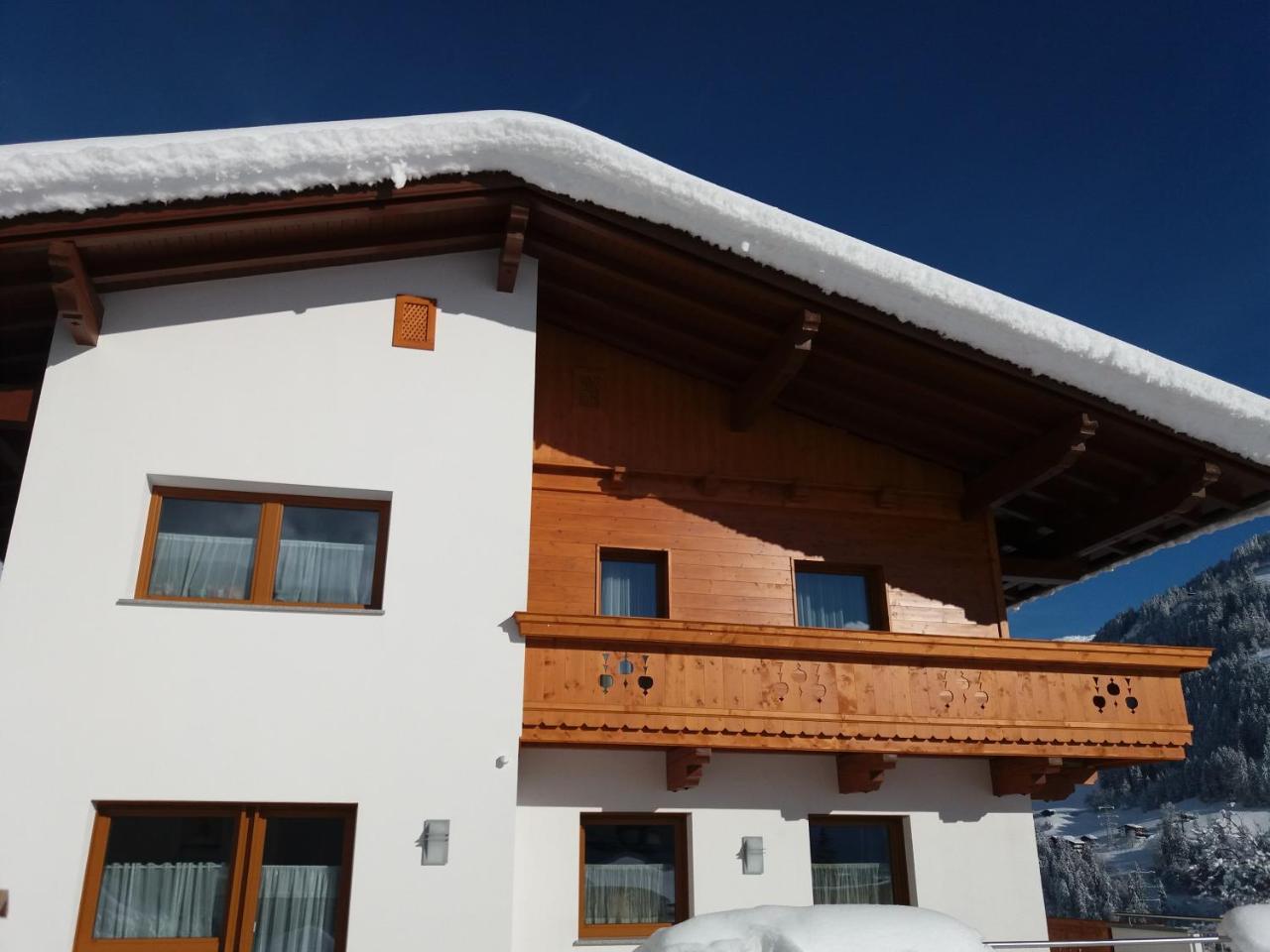 Ferienwohnung Hippach - Monika Sporer エクステリア 写真
